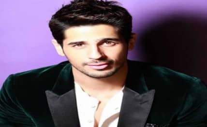 sidharth-malhotra (1)20161021155006_l